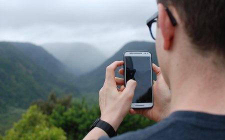 Why Is My Mobile Phone Slowing Down? [Explained]